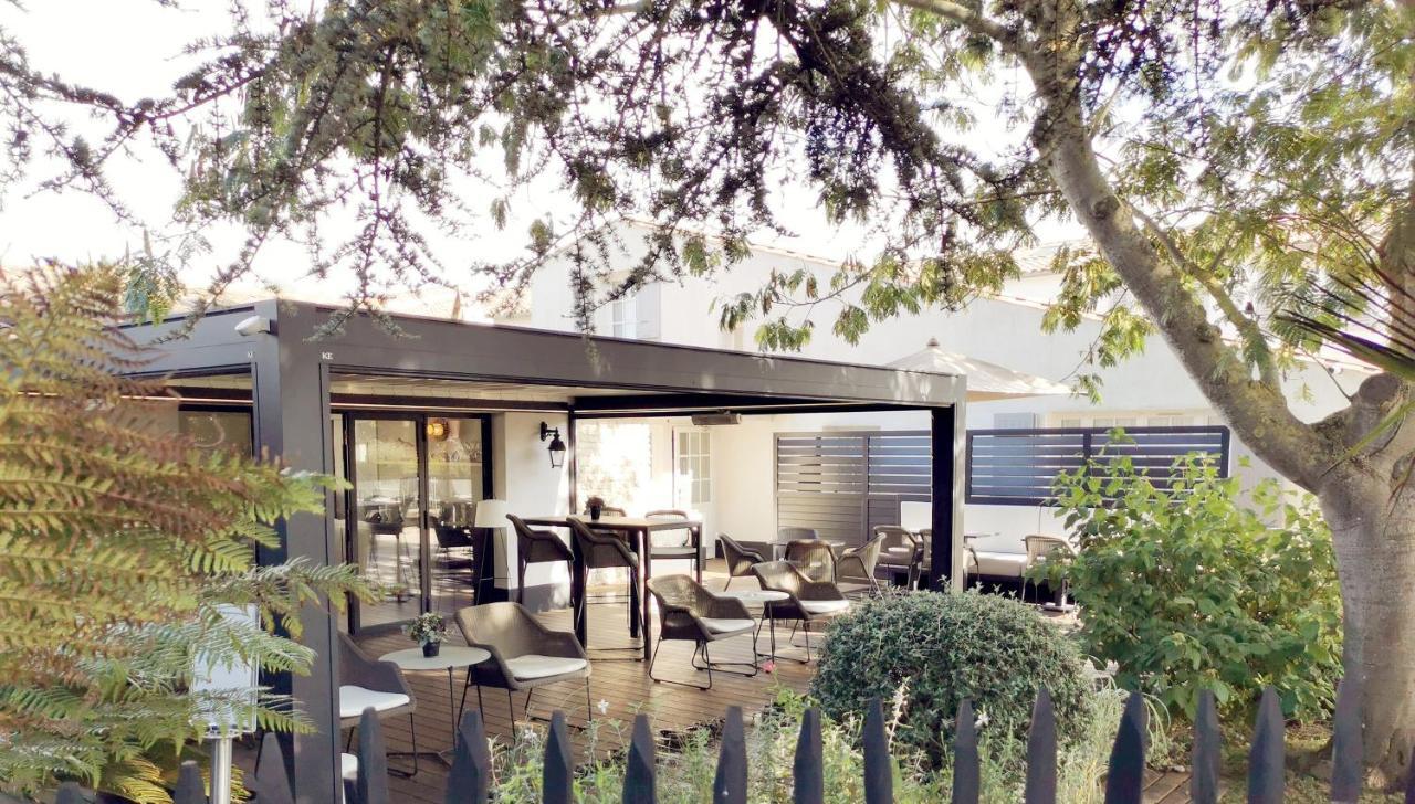 Le Clos Saint-Martin Hotel & Spa Eksteriør billede